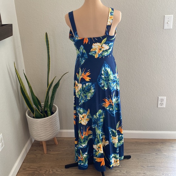 Chaps Bird of Paradise Maxi Dress - Picture 3 of 6